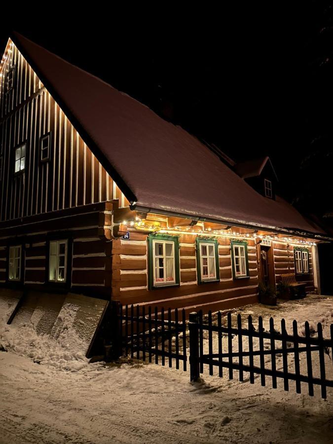 Chalupa Sarka Dolni Dvur Exterior photo